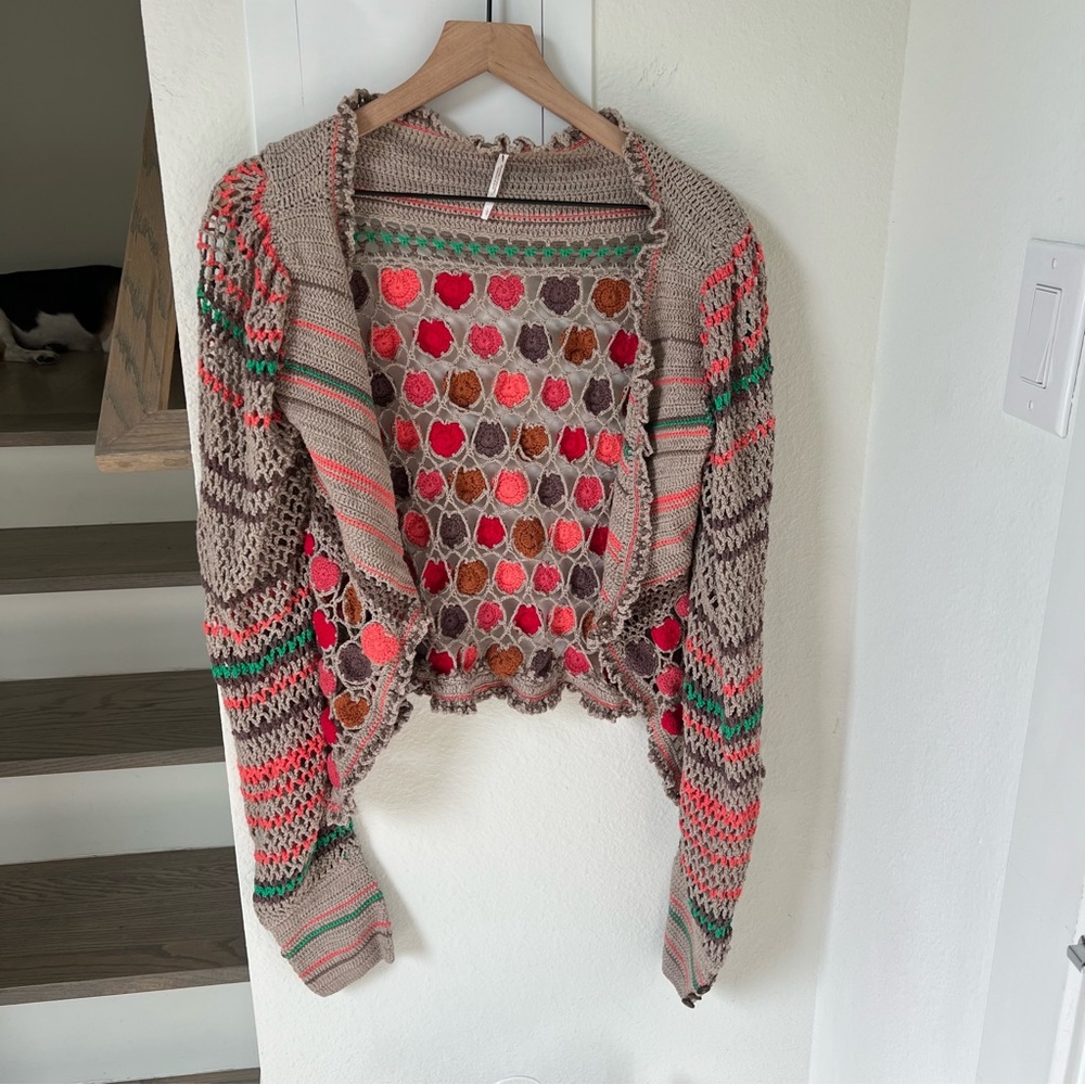 NWOT Free People Heart Eyes Cardi Cardigan Sweater in Moonlight Hearts Combo - Picture 4 of 9